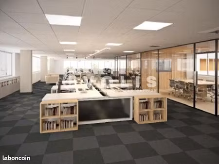 bureaux 1 121 m²