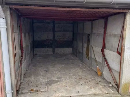 box fermé 12 5m2 brou sur chantereine chanteclair