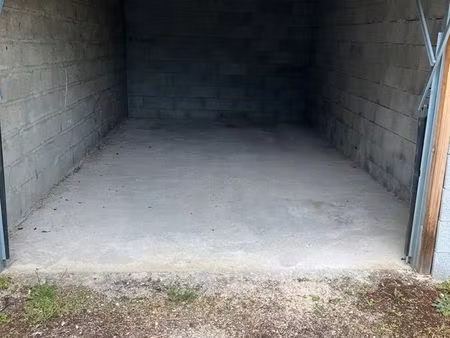 garage à louer