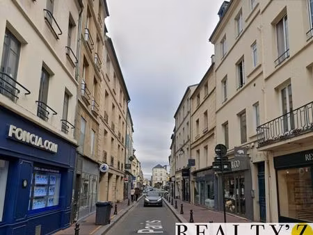local commercial 32 m²