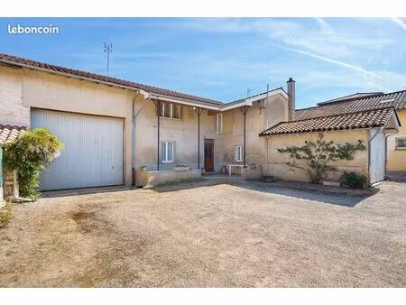 propriété 6 pièces 148 m²
