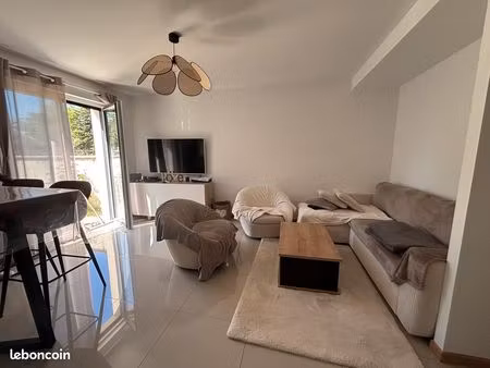 location maison avec jardin et 3 chambres