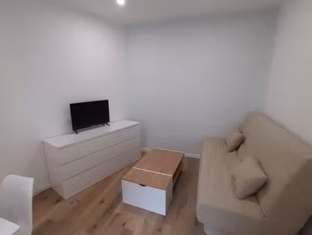 studio meublé