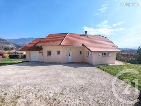 maison 4 pièces 118 m²