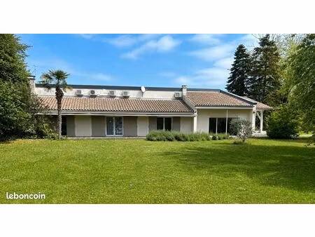 très belle propriété à vendre