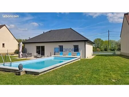 pavillon 5 pièces 92 m²