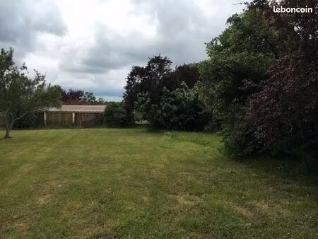 terrain 900 m² balizac
