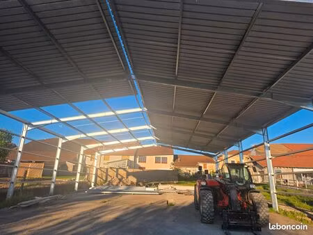 bâtiment métallique 25x16.60m