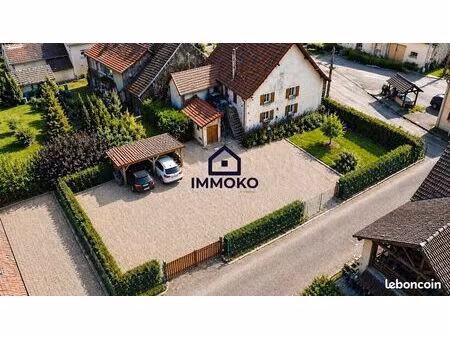 immeuble 14 pièces 300 m²