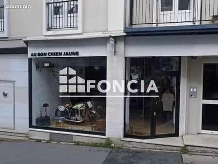 local commercial 52 m²
