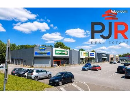 local commercial 419 m² golbey