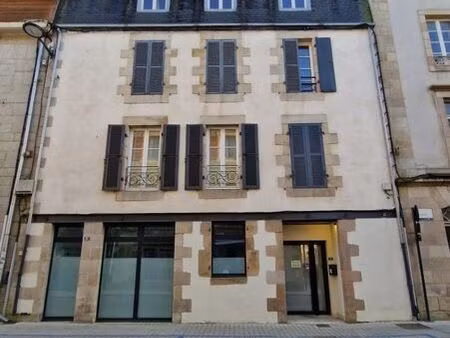 local commercial 2410 m² morlaix