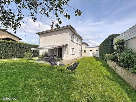 maison 5 pièces 132 m²