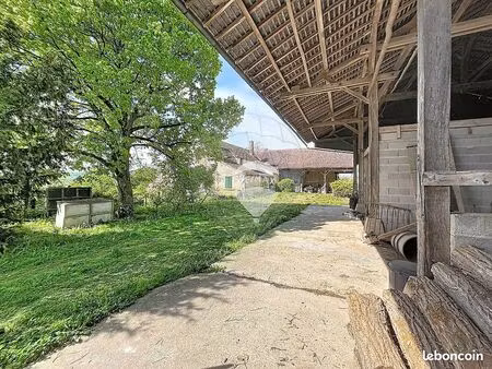 propriété 5 pièces 142 m²