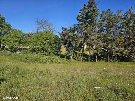 terrain 889 m² saint jean de muzols