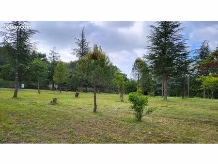 terrain 540 m² le teil