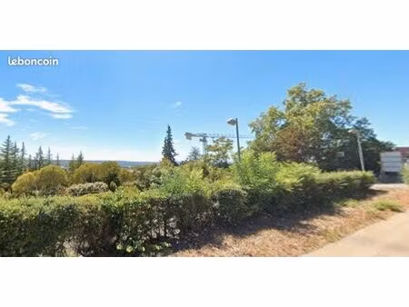 terrain 451 m² manosque