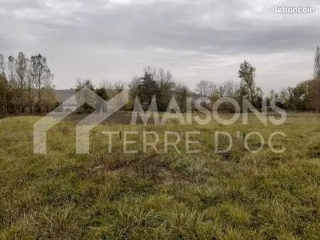 terrain 600 m² venerque