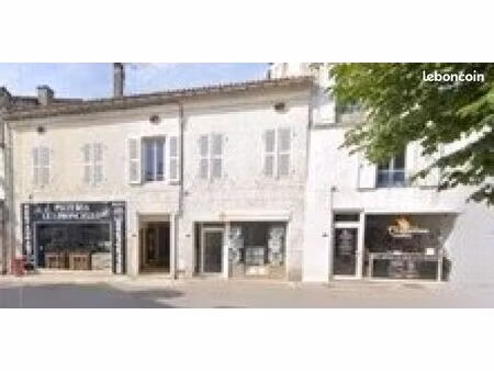 immeuble 200 m² mareuil