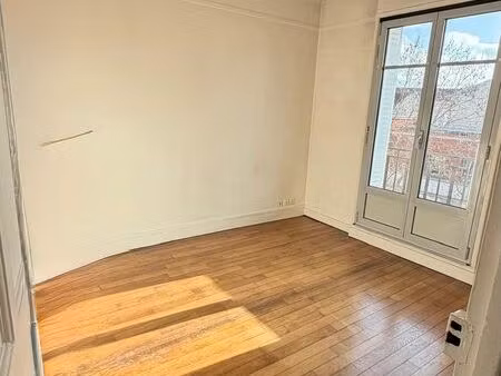 studio montrouge - refait neuf avec balcon - proche métro 13  4 et futur 15