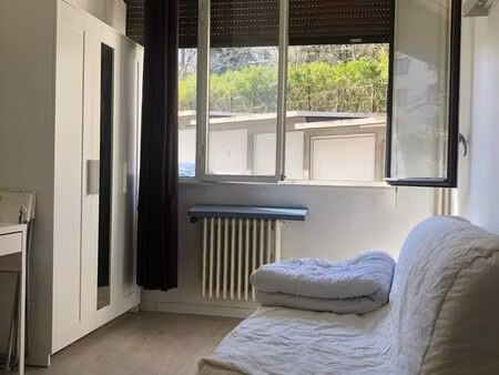 studette meublée 11 m2 ville d'avray