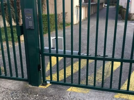 location garage /box