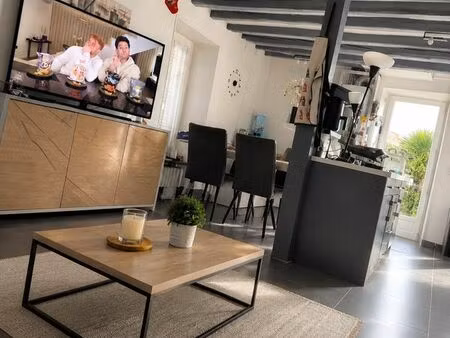 charmante maison de ville en pierre – combles aménageables – idéal investissement locatif 