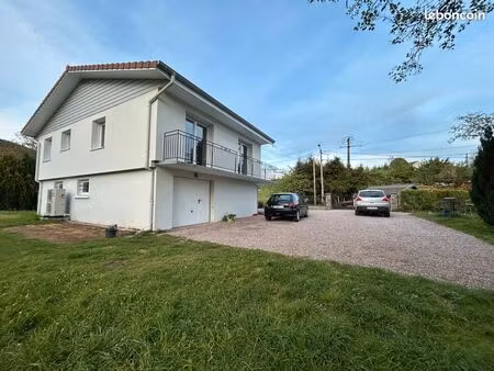 maison à louer entièrement rénovée