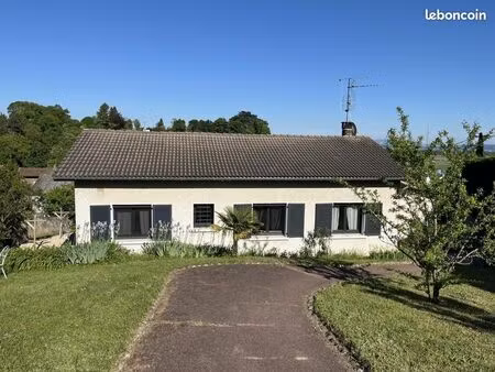 propriété 4 pièces 101 m²