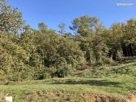 terrain 5 600 m² rocbaron