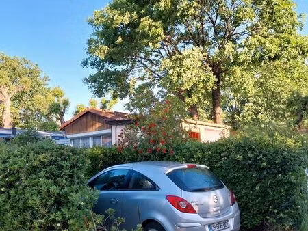 vends mobilhome et terrain à grimaud avec tout les mobiliers plus électroménager complet
