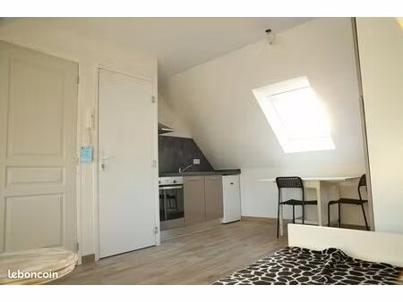 studio 1 pièce 14 m²