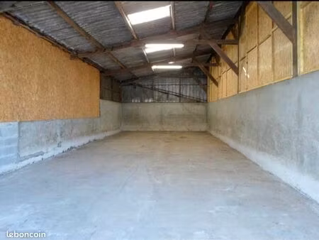 hangar à louer