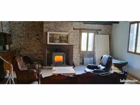 maison de village à juillac