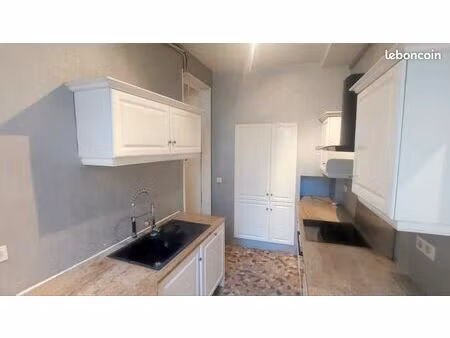 maison rénovée à louer – 100 m² – 3 chambres