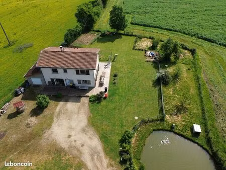 maison 7 pièces 140 m²