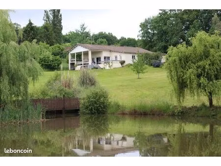 proche bergerac maison 160m2 avec 2 étangs sur 12360m2