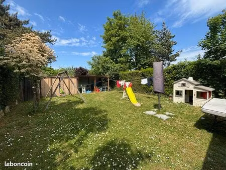 maison de plain-pied et spacieuse - 3 pièces - avec jardin sans vis-à-vis – quartier résid