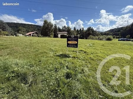 terrain 1 088 m² gerbepal