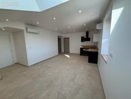 appartement f3 neuf climatisé de 70 m2
