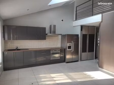 vends appartement 75m2