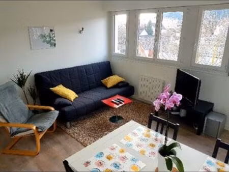 appartement meublé lumineux proche centre ville louviers