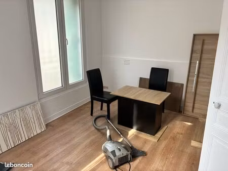 à louer – bureau à asnières (proche mairie)