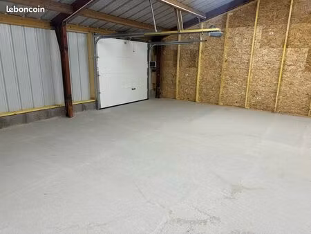 stockage  garde meuble  hangar  box