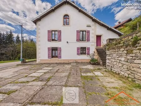 maison 5 pièces 169 m²