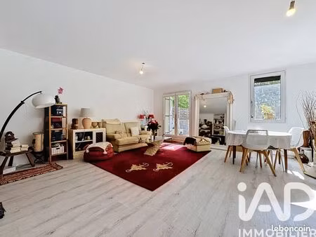 appartement 2 pièces 52 m²