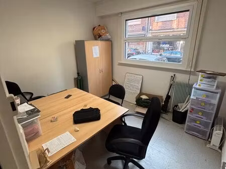 bureaux 61 m² - rue saint-jacques – amiens centre – rdc