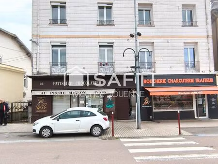 local 260 m² vittel