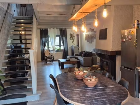 à louer maison mitoyenne dans ferme rénovée