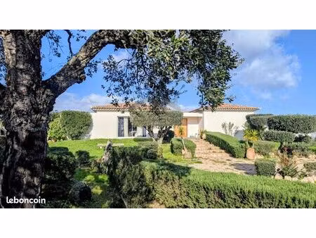 propriété 4 pièces 169 m²